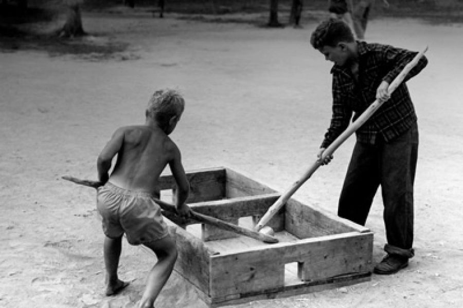 BOX HOCKEY